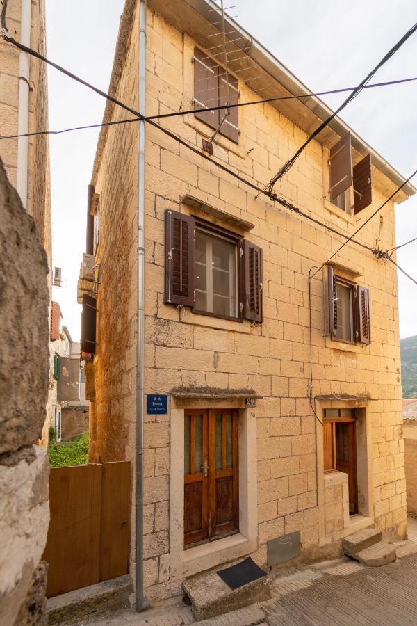 Antique Central Komiza House Nona Nika 외부 사진